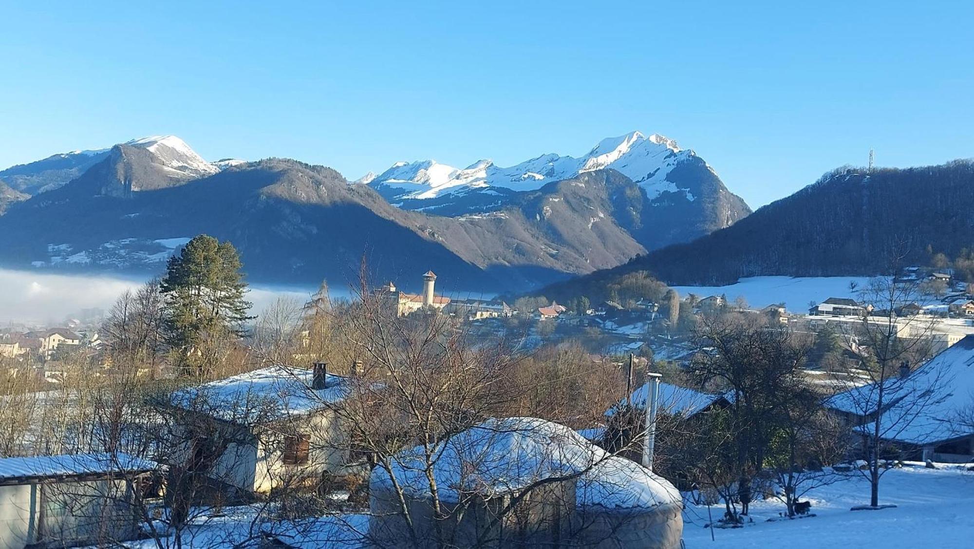Yourtes Olachat Proche Annecy Faverges Eksteriør bilde